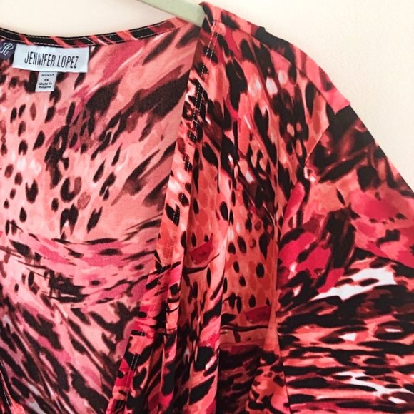 Jennifer Lopez Plus 1X Wrap Animal Print Coral Fuchsia Ruched Surplice Blouse - Picture 11 of 16